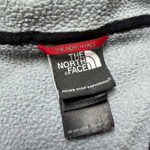 The North Face Mens XL Gray Fair Isle Gordan Lyons 1/4 Zip Fleece Pullover Aztec